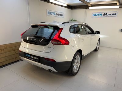 2017 Volvo V40