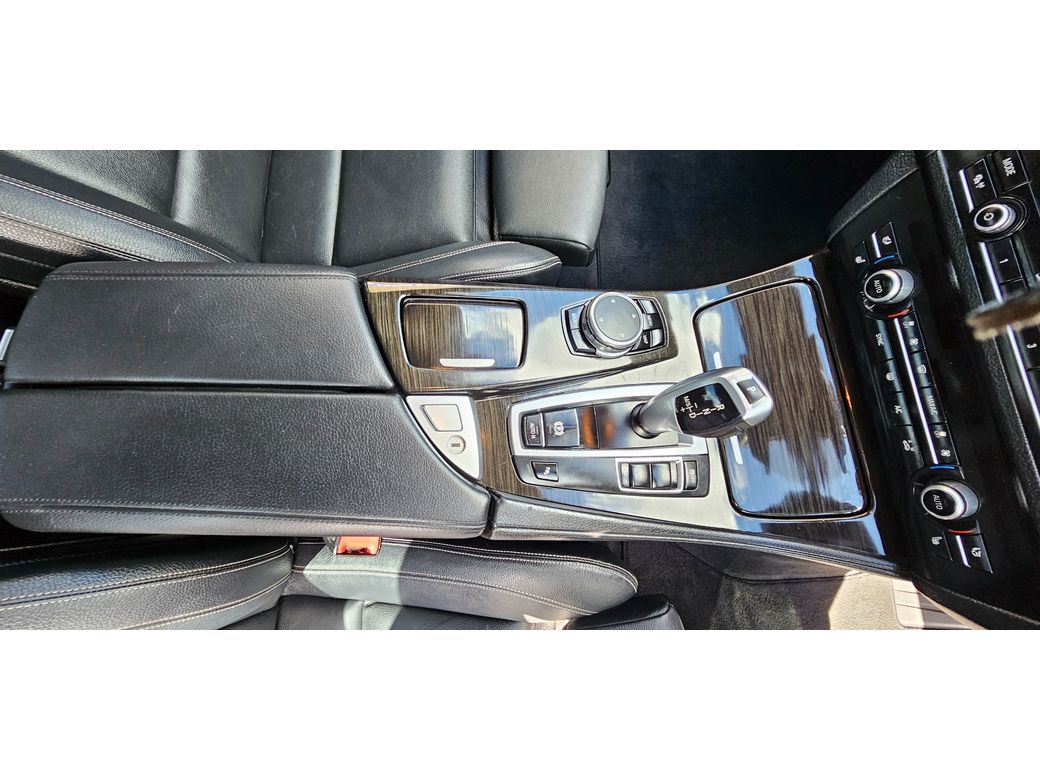 2015 BMW 523