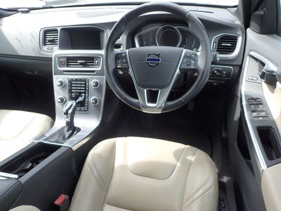 2017 Volvo V60