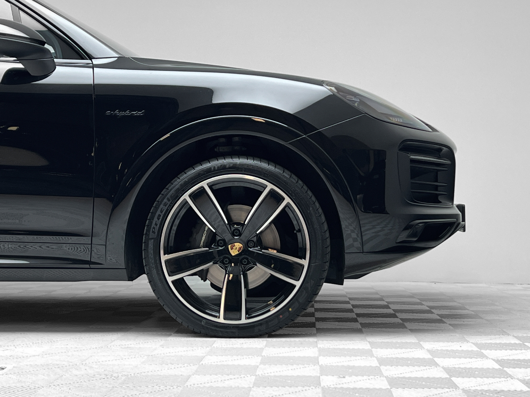 2023 Porsche Cayenne