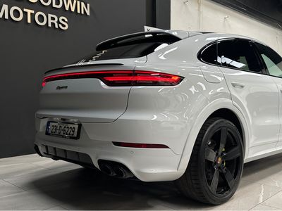 2023 Porsche Cayenne