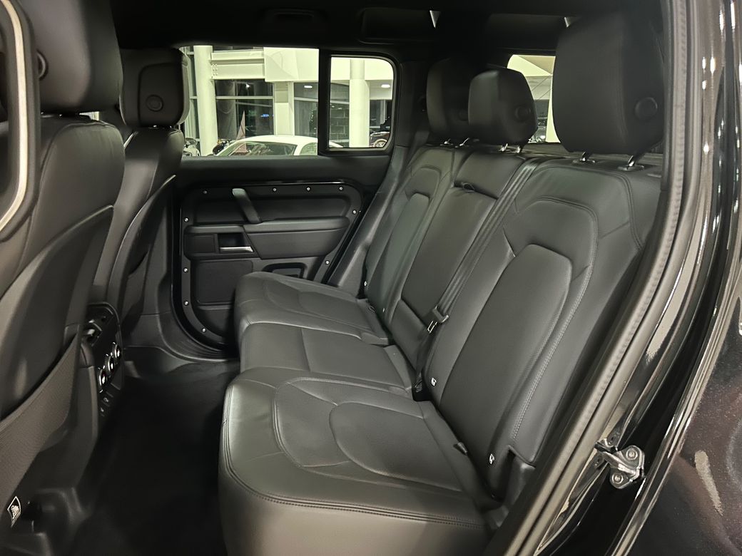 2025 Land Rover Defender