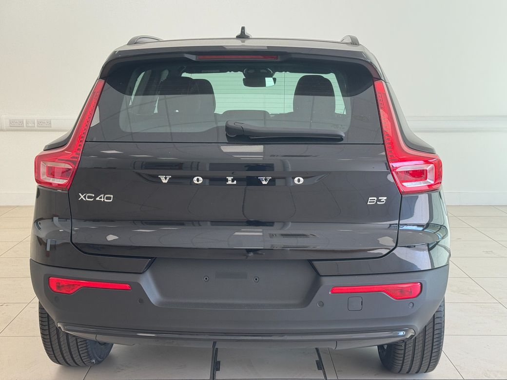 2026 Volvo XC40