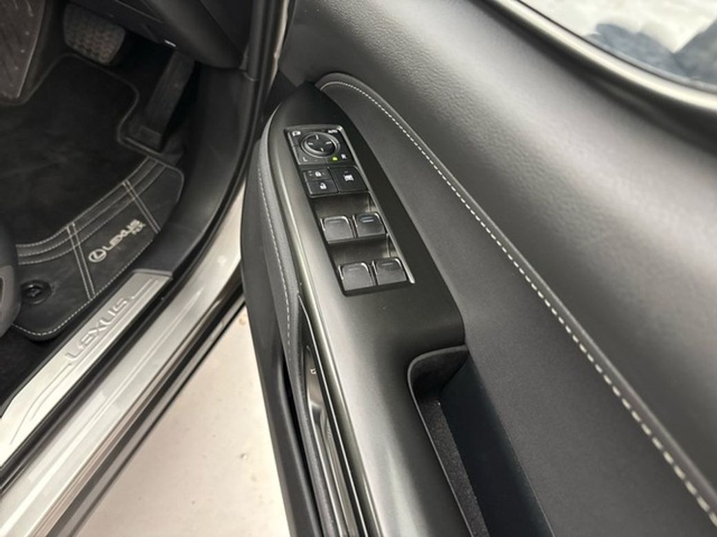 2024 Lexus NX 450H+