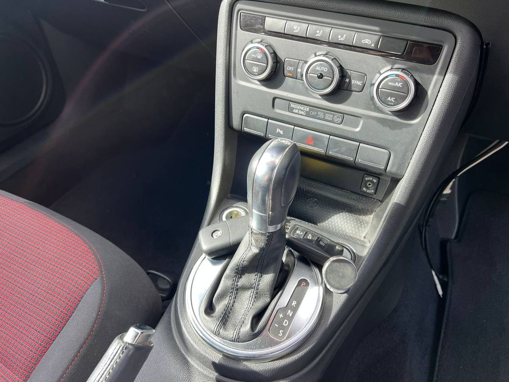 2014 Volkswagen Beetle