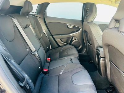 2015 Volvo V40