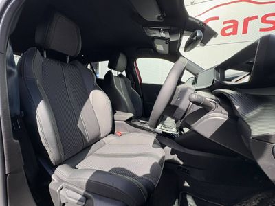2025 Peugeot 2008