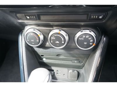 2017 Mazda Demio