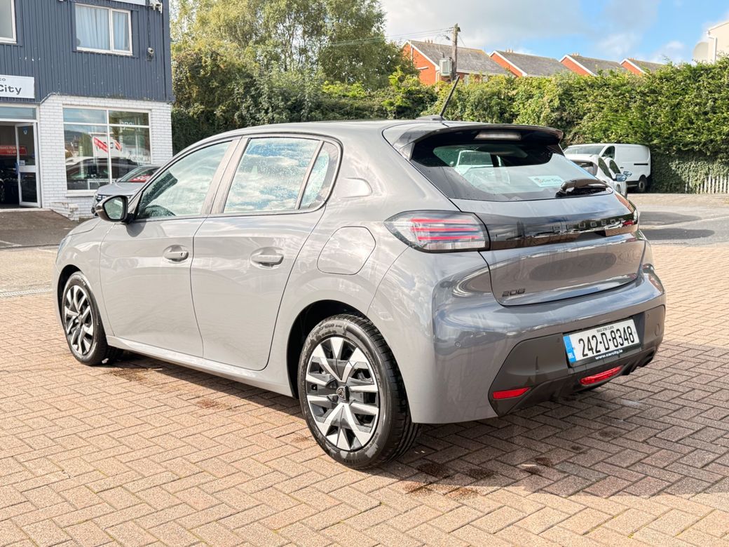 2024 Peugeot 208