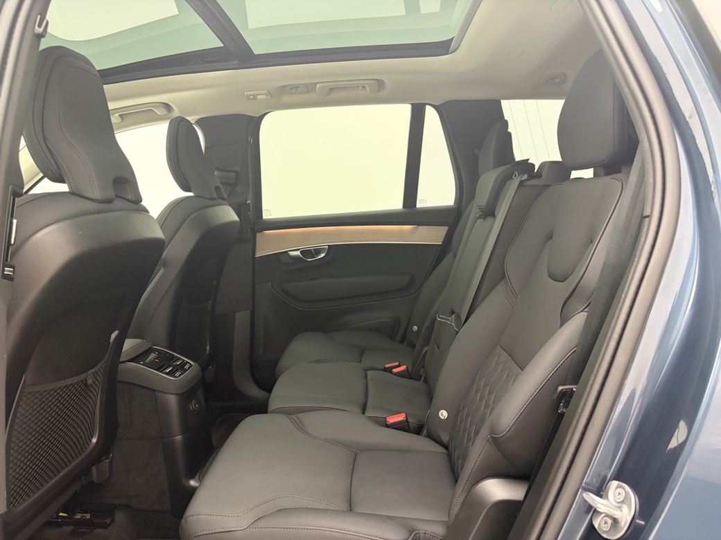 2025 Volvo XC90