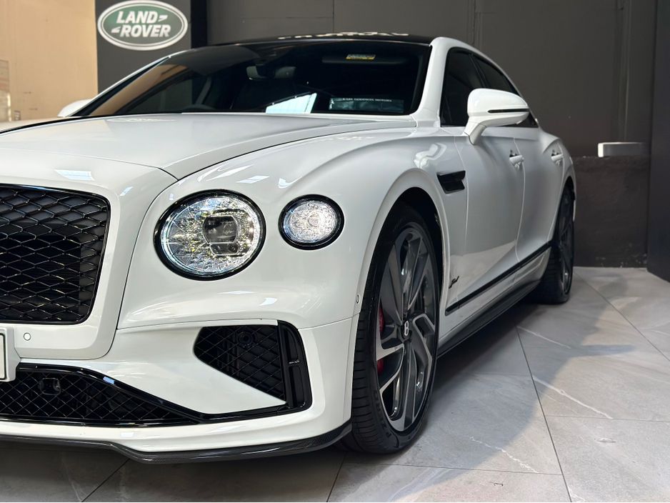 2025 Bentley Flying Spur