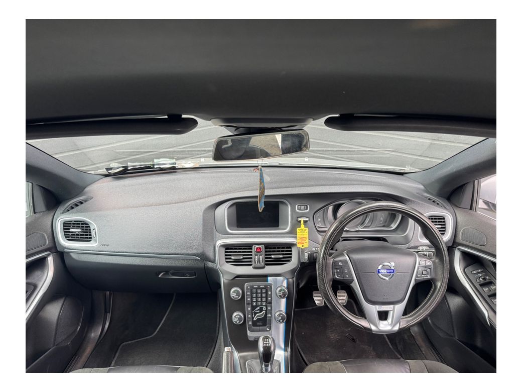 2016 Volvo V40