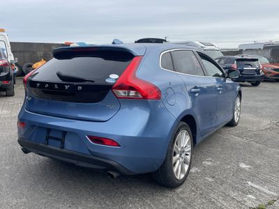 2015 Volvo V40