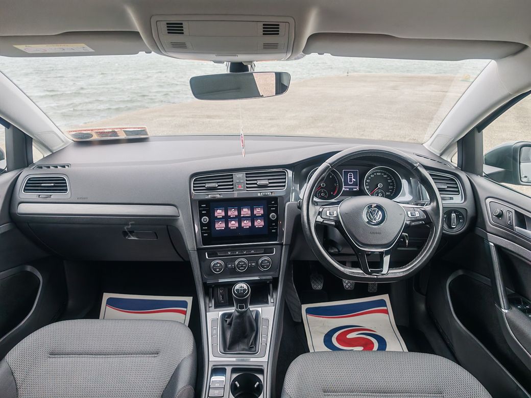 2017 Volkswagen Golf