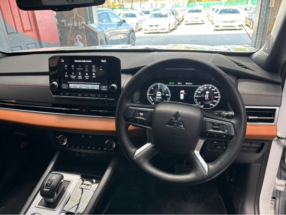 2024 Mitsubishi Outlander