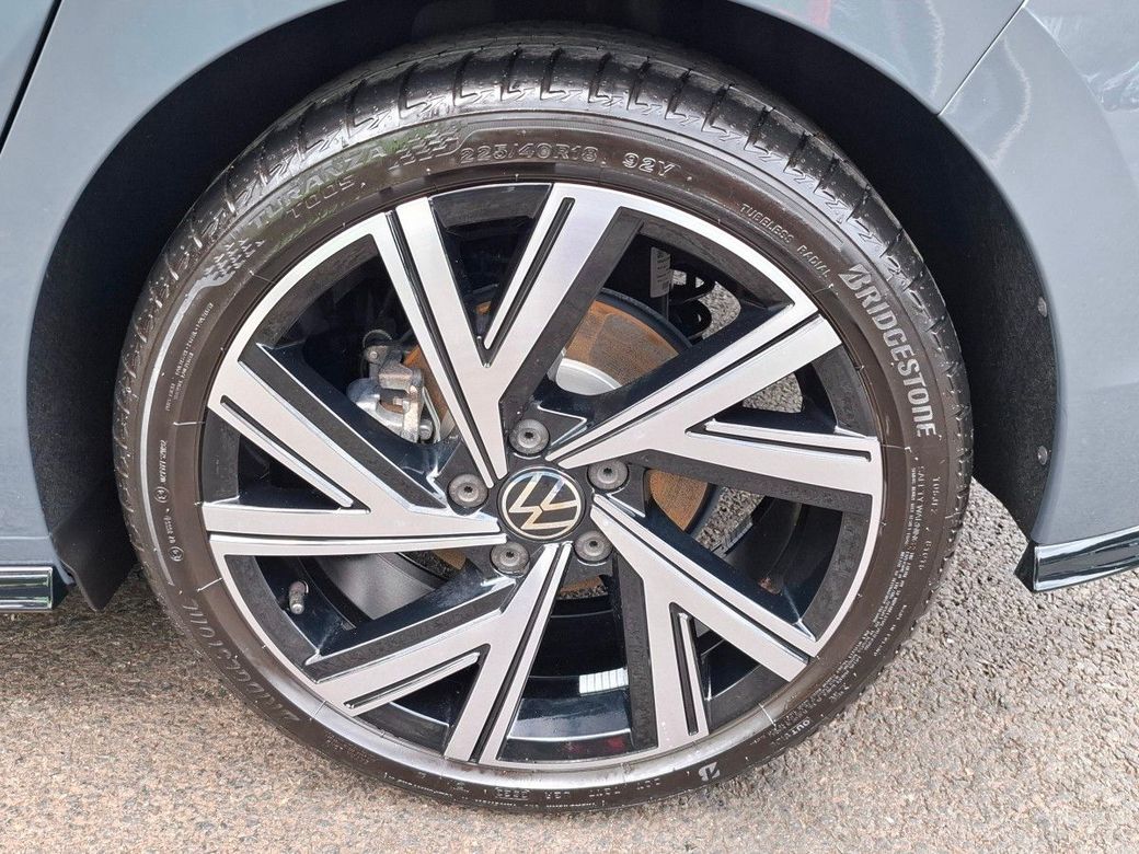 2024 Volkswagen Golf