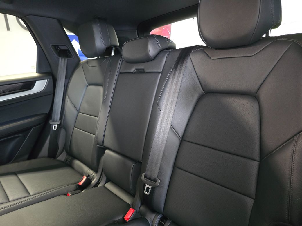 2025 Porsche Cayenne