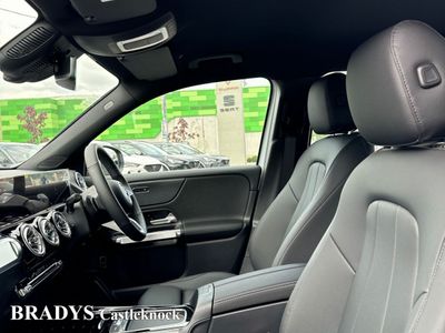 2025 Mercedes-Benz GLB Class