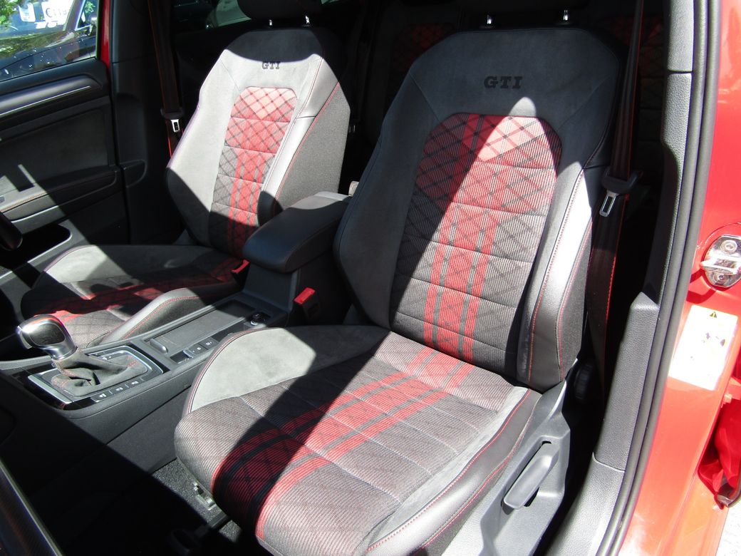 2019 Volkswagen Golf