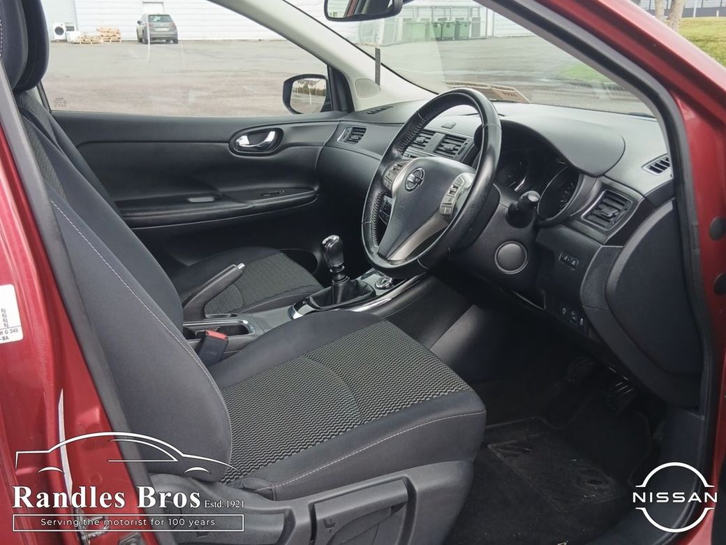 2015 Nissan Pulsar