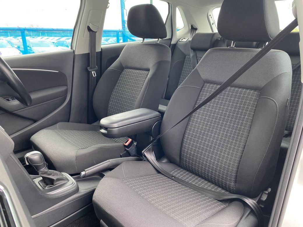 2017 Volkswagen Polo