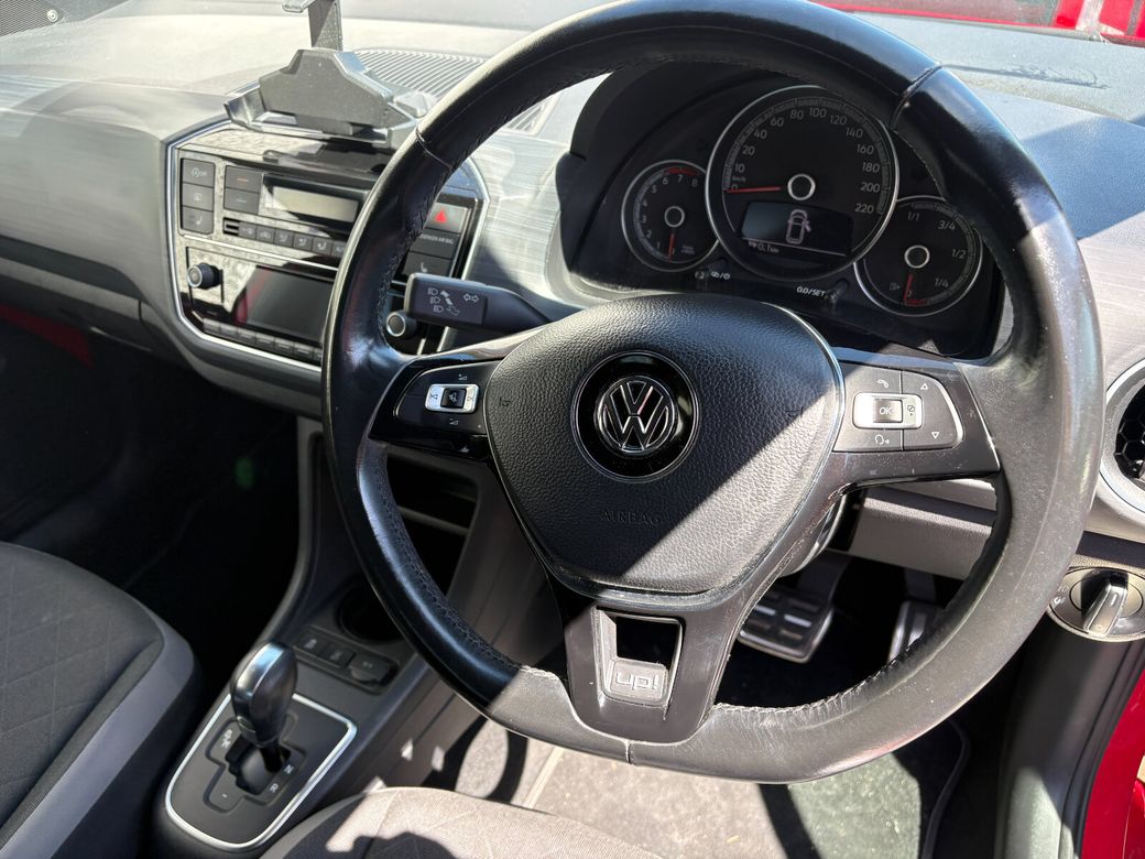 2017 Volkswagen up!