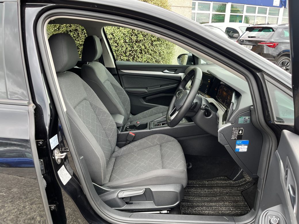2024 Volkswagen Golf