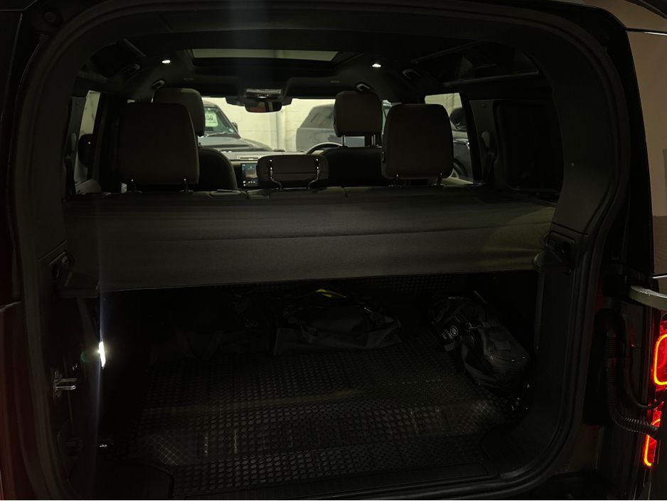 2025 Land Rover Defender