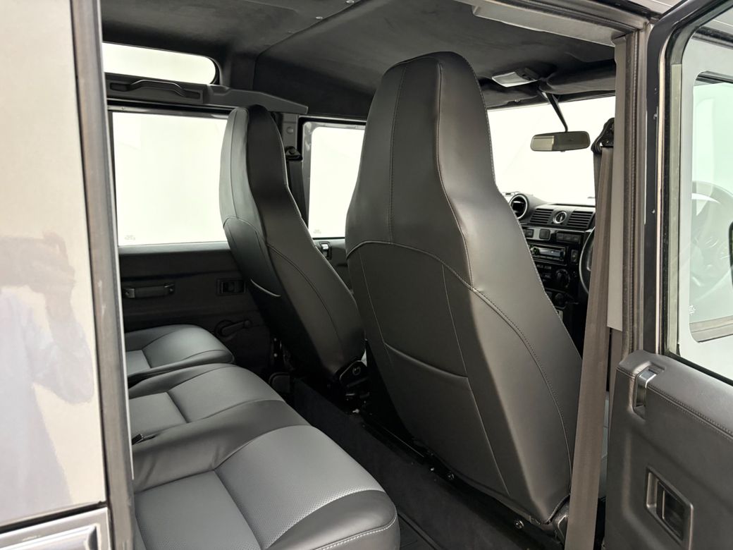 2015 Land Rover Defender