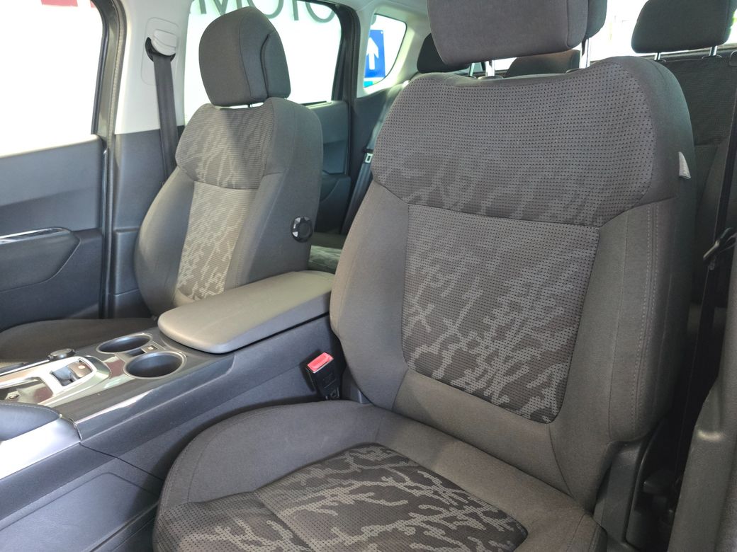 2013 Peugeot 3008