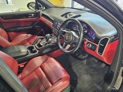 2023 Porsche Cayenne
