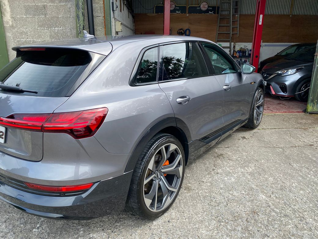 2020 Audi e-tron
