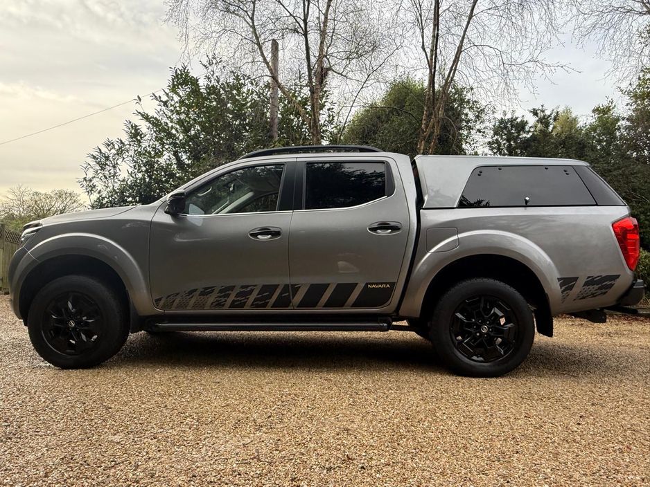 2020 Nissan Navara