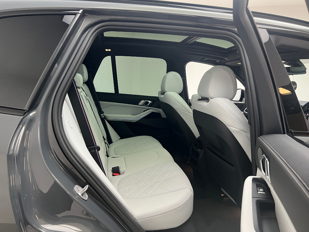 2023 BMW X5