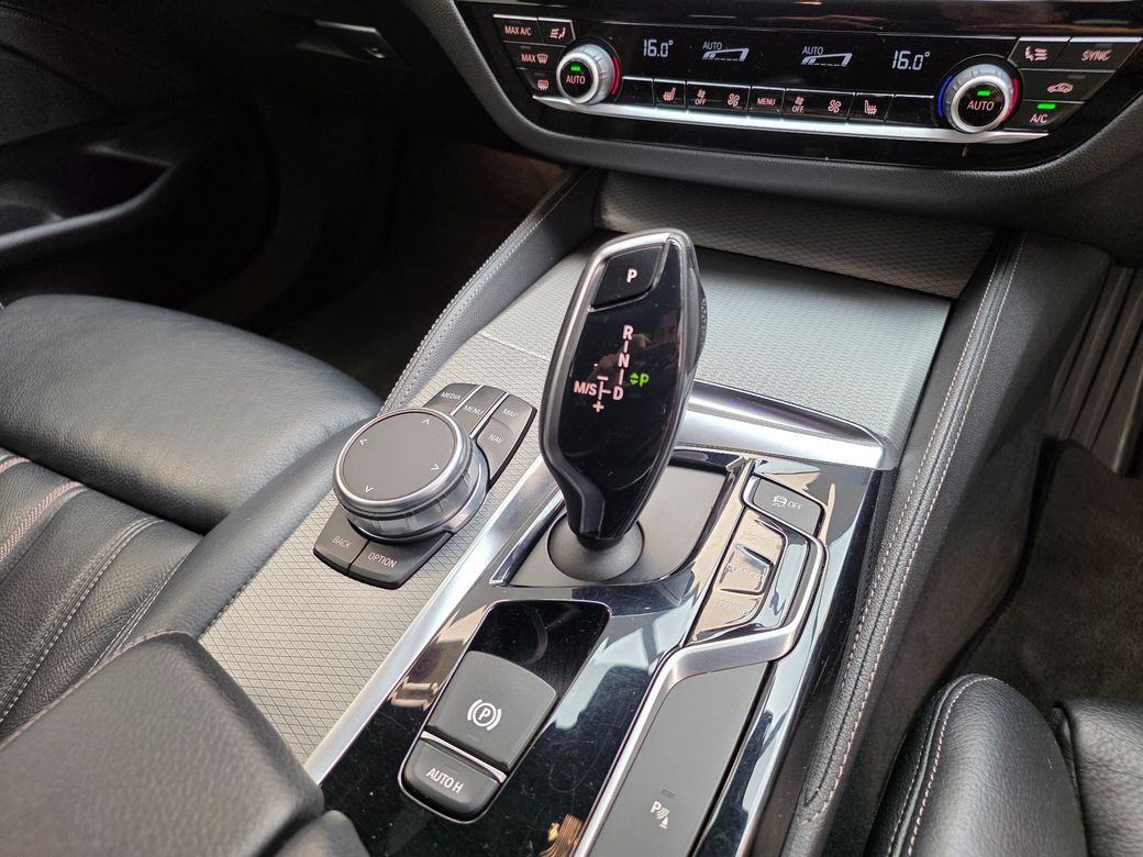 2018 BMW 5 Series
