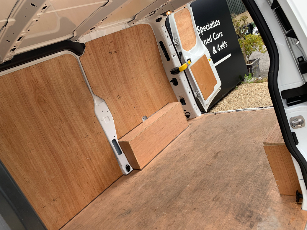 2023 Ford Transit Custom