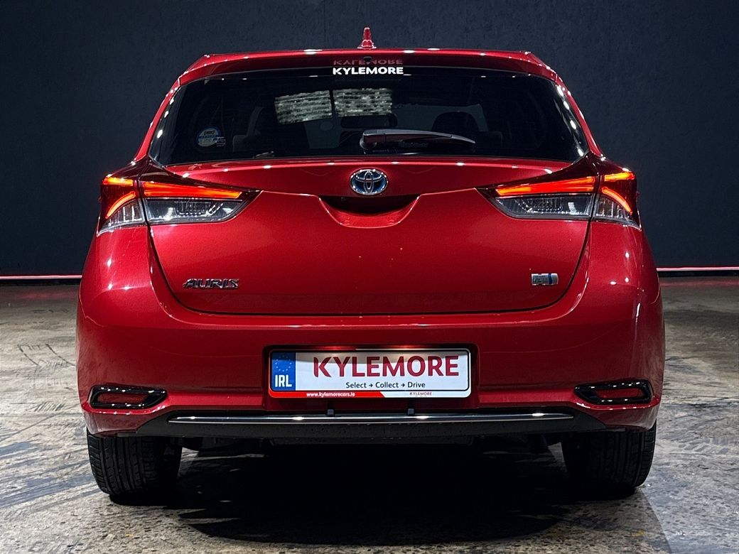 2016 Toyota Auris
