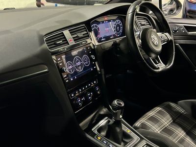 2018 Volkswagen Golf