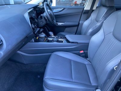 2025 Lexus NX 450H+