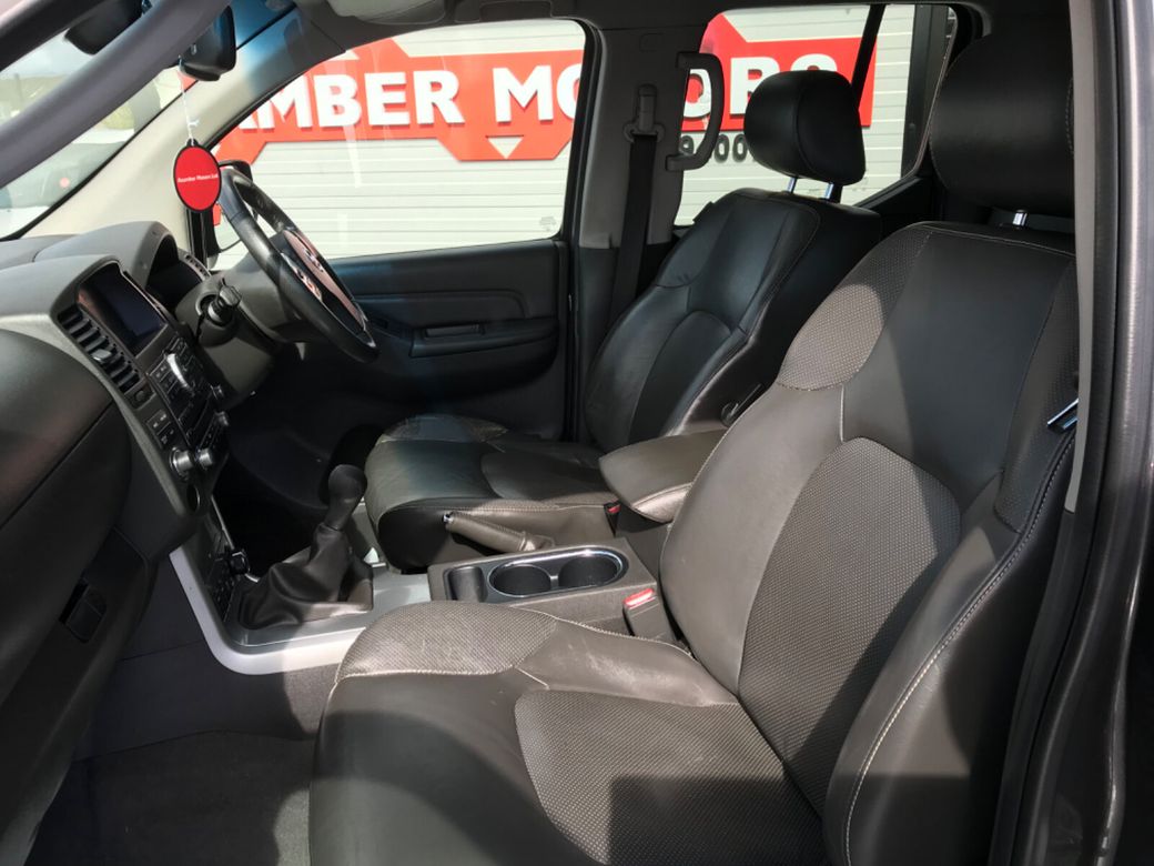 2015 Nissan Navara