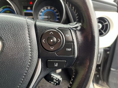 2016 Toyota Auris
