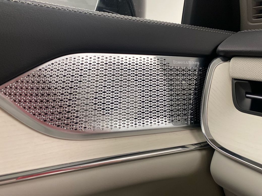 2027 Volvo EX90