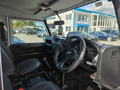 2014 Land Rover Defender