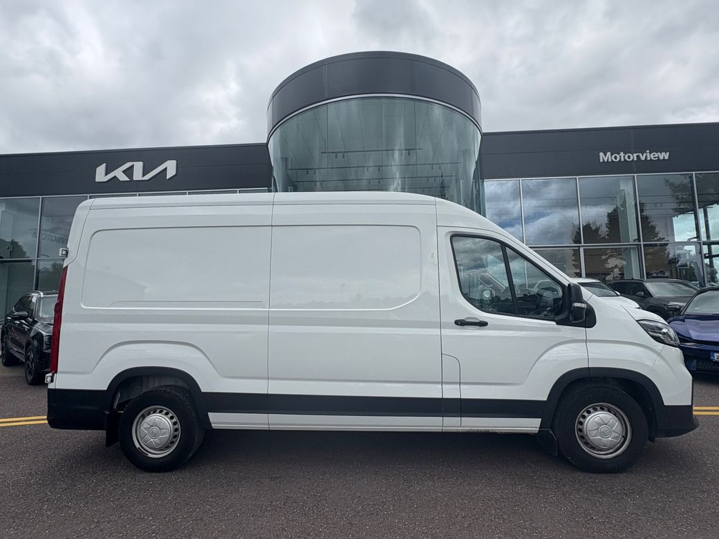2023 Maxus Deliver 9