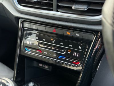 2022 Volkswagen T-Roc