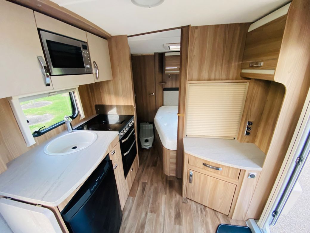 2015 SWIFT CHALLENGER SPORT 544 