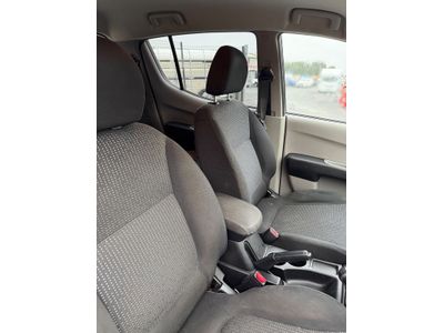 2014 Mitsubishi L200