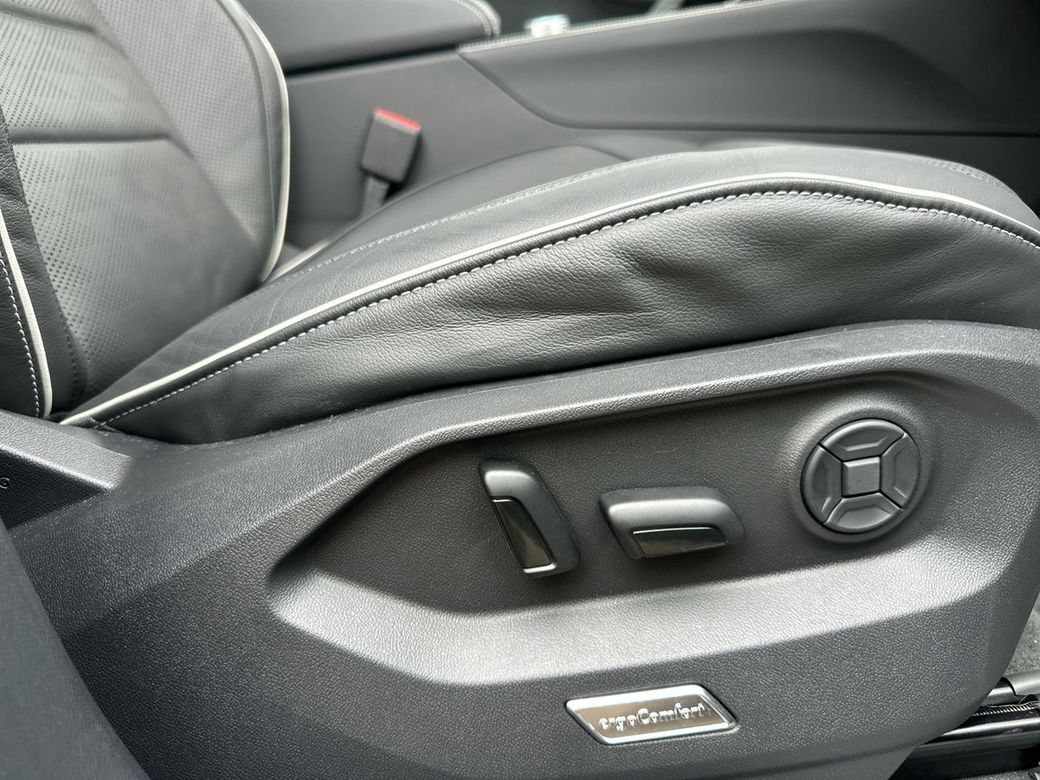 2026 Volkswagen Touareg