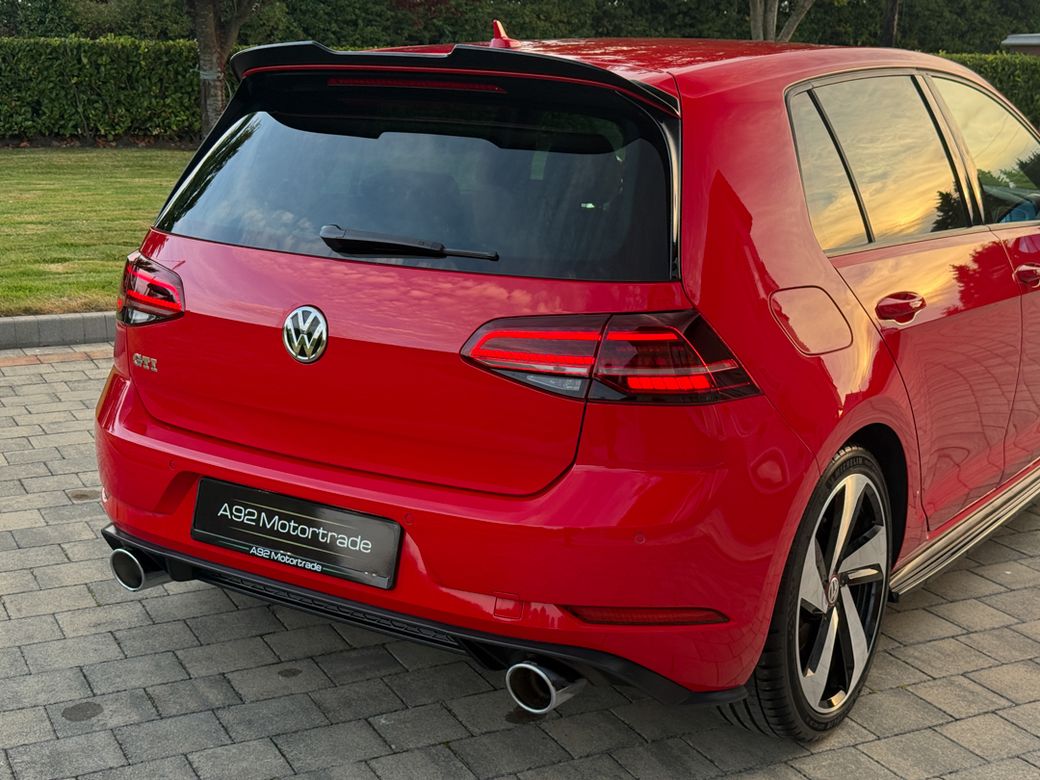 2017 Volkswagen Golf
