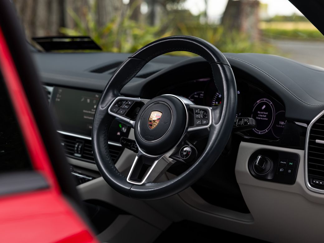 2022 Porsche Cayenne